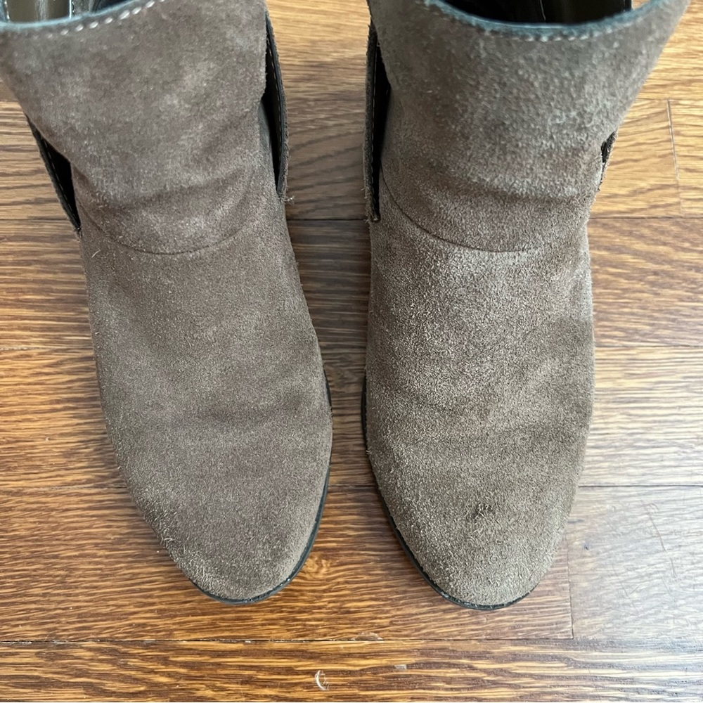 Me Too Brown Suede Leather Booties Sz 6.5 - Picture 9 of 9